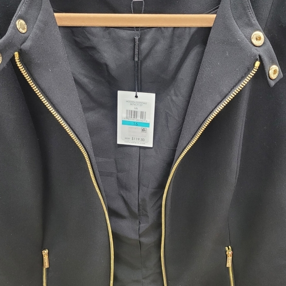 Calvin Klein sleek/chic moto jacket     w/edgy exposed zipper details.   Sz 16 - Picture 7 of 14
